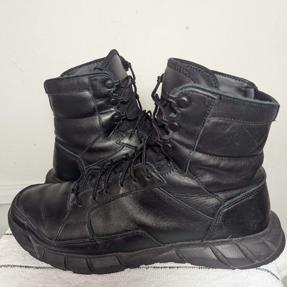 Oakley Leather Black Coyote Boot Men's Size 11